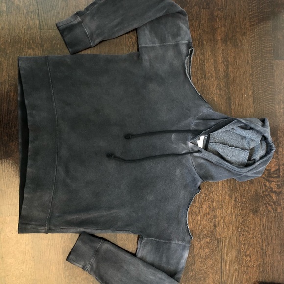 L. A. Hearts cutout shoulder hoodie - Picture 2 of 3